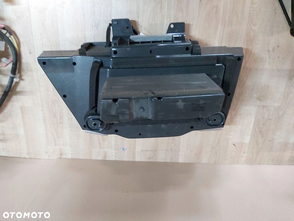 Toyota FJ Cruiser wzmacniacz subwoofer box głośnik - 6