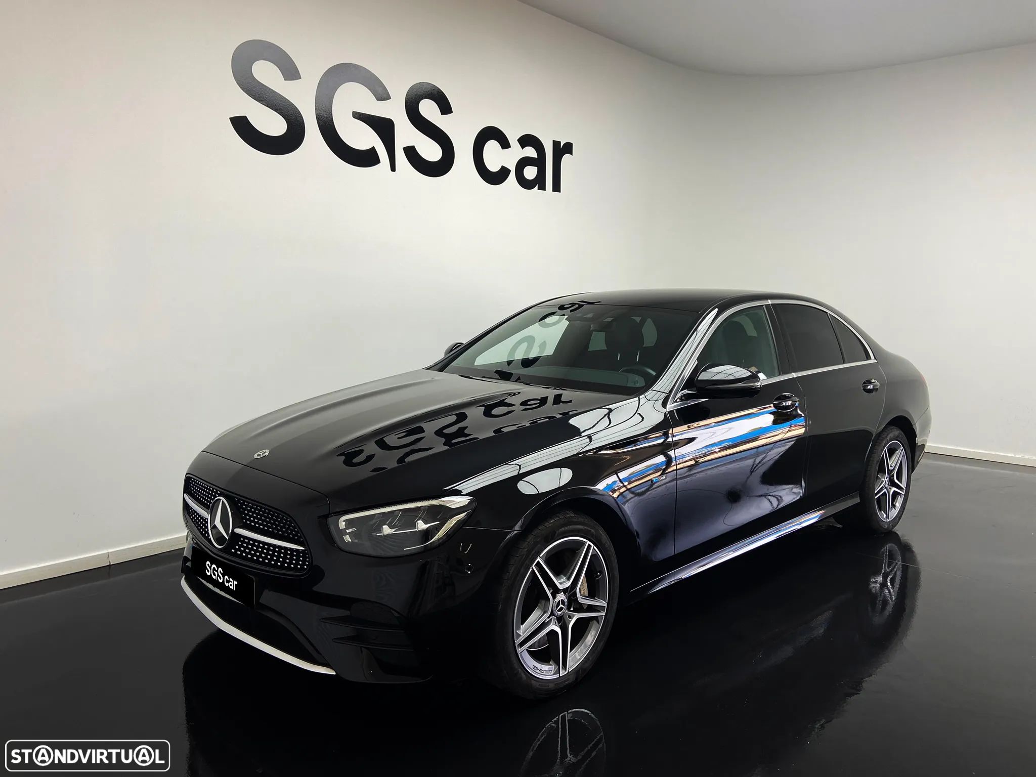 Mercedes-Benz E 300 de AMG Line - 1