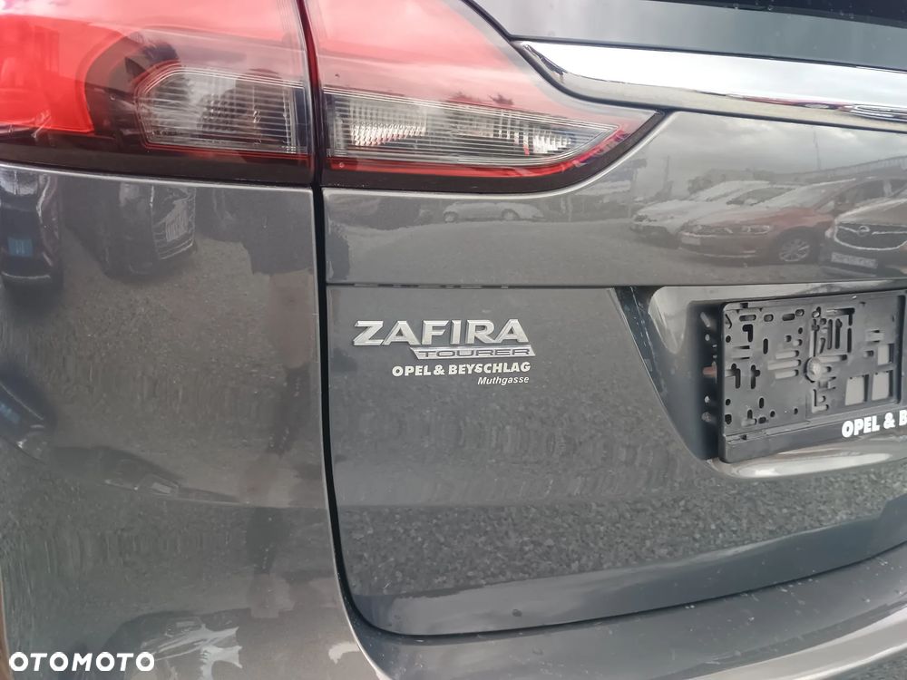 Opel Zafira - 9