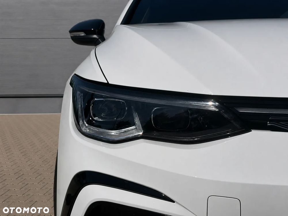 Volkswagen Golf 1.5 eTSI mHEV R-Line DSG - 3