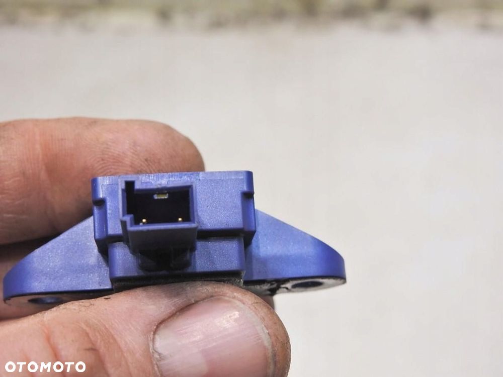 SENSOR UDERZENIOWY PRZÓD MERCEDES W212 A2128205026 5WK43873 - 5