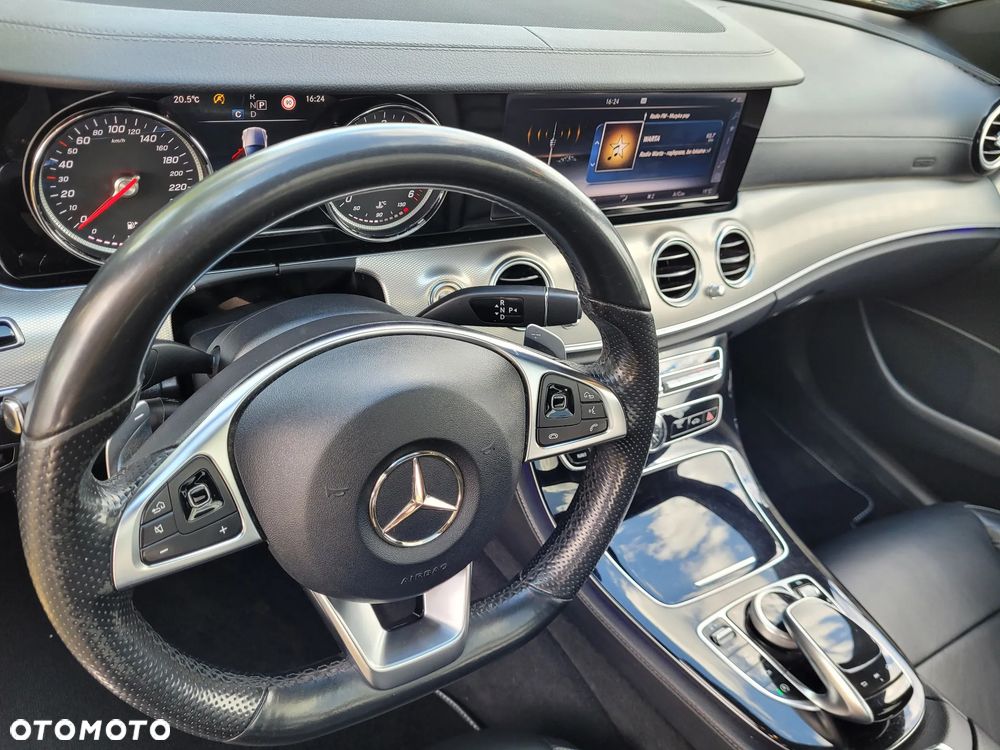 Mercedes-Benz Klasa E 220 d Business Edition 9G-TRONIC - 29