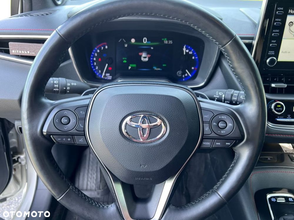 Toyota Corolla 2.0 Hybrid Executive - 21