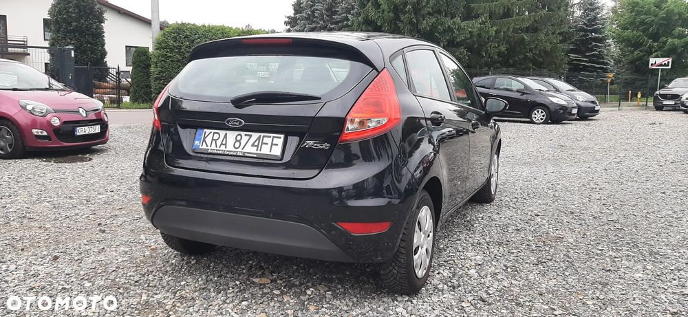 Ford Fiesta - 16