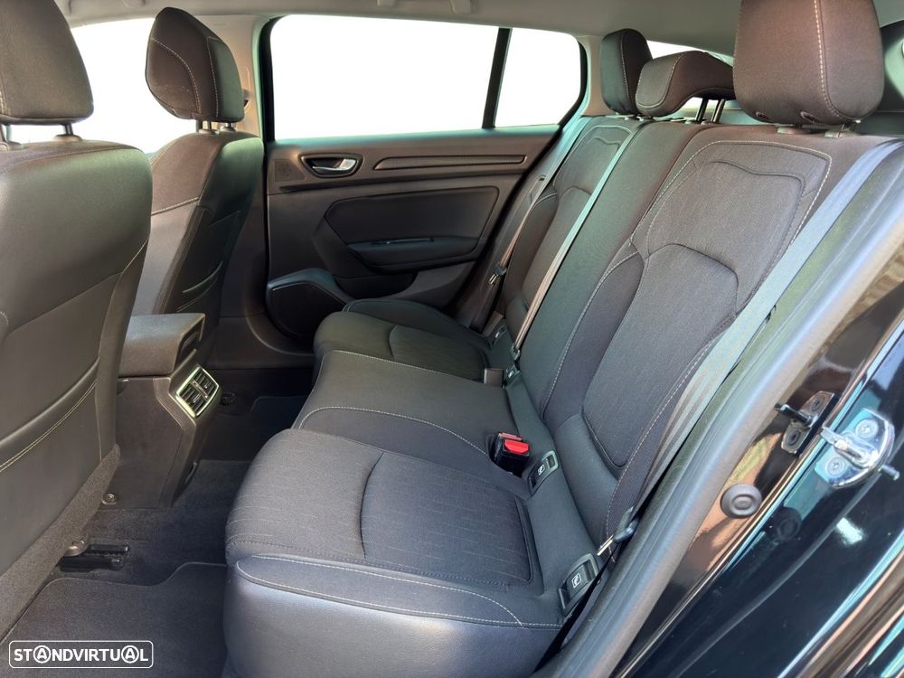 Renault Mégane Sport Tourer 1.5 Blue dCi Limited — fotografia 7