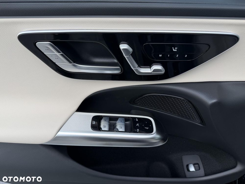 Mercedes-Benz Klasa E 200 d 9G-TRONIC Edition AVANTGARDE - 17