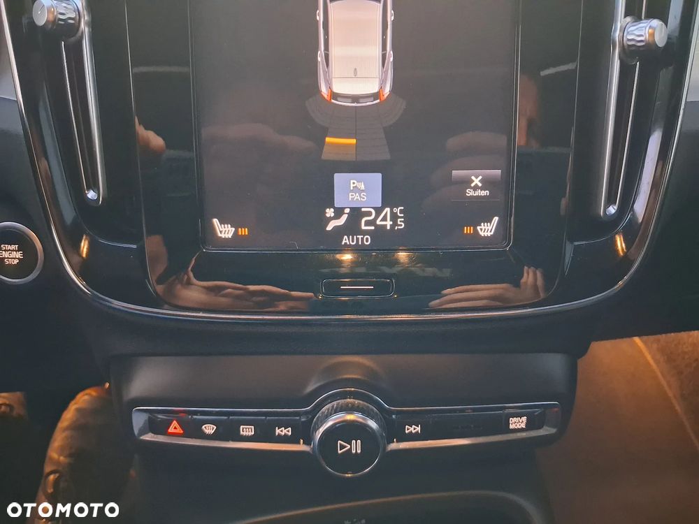 Volvo XC 40 - 39