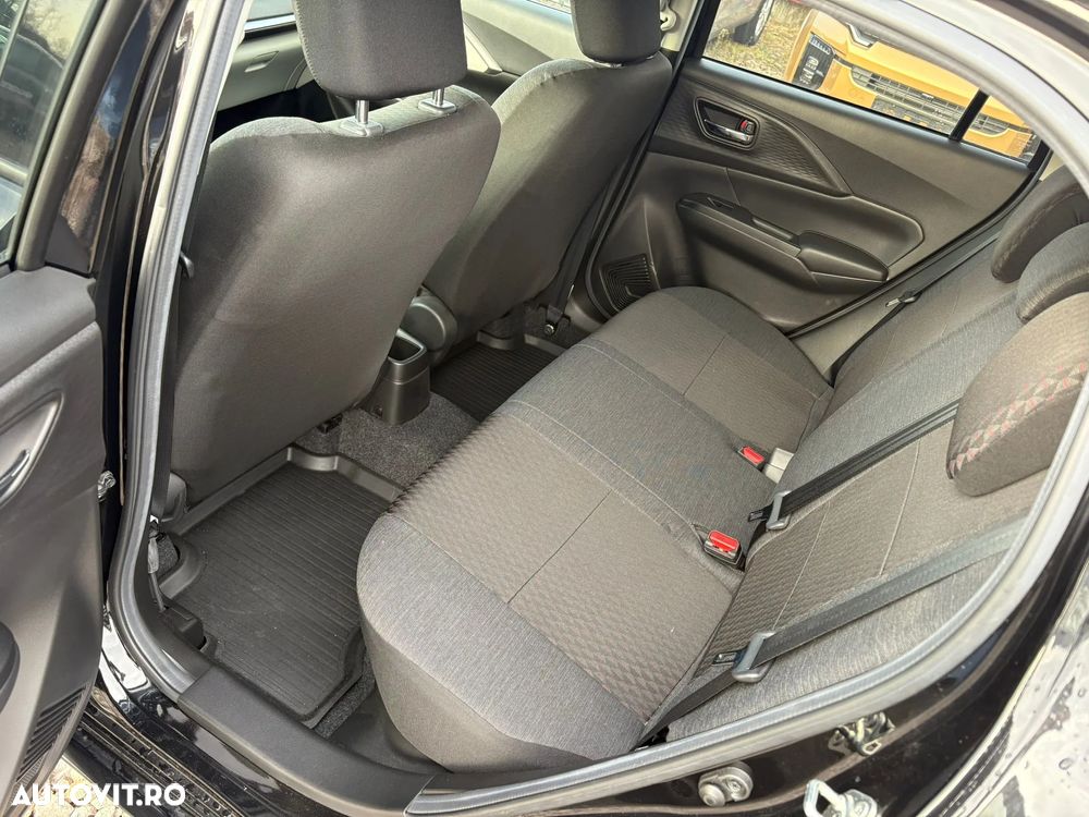 Suzuki Swift 1.2 Dualjet 12V CVT MHEV Spirit - 6