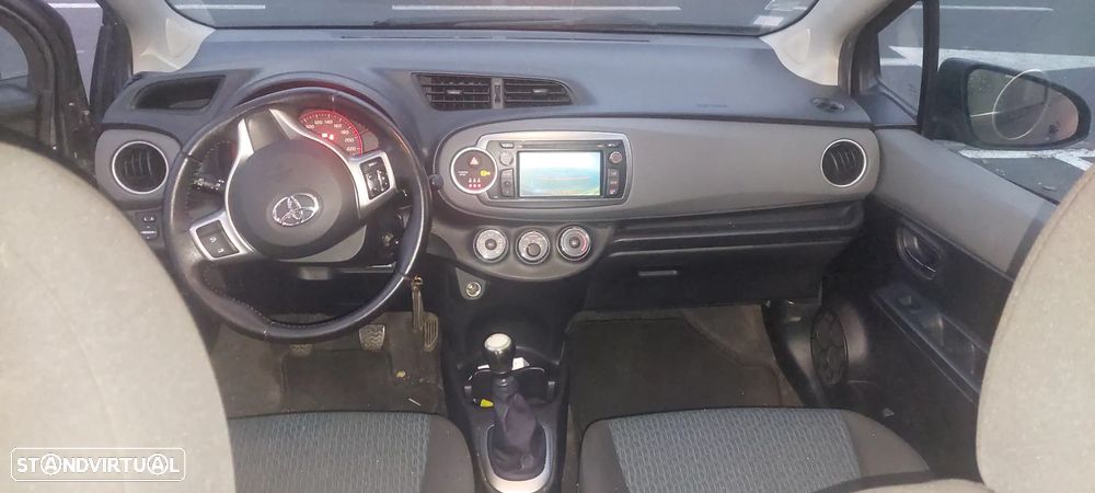 Toyota Yaris 1.4 D-4D Edition - 3