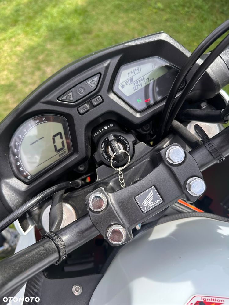 Honda CB - 11
