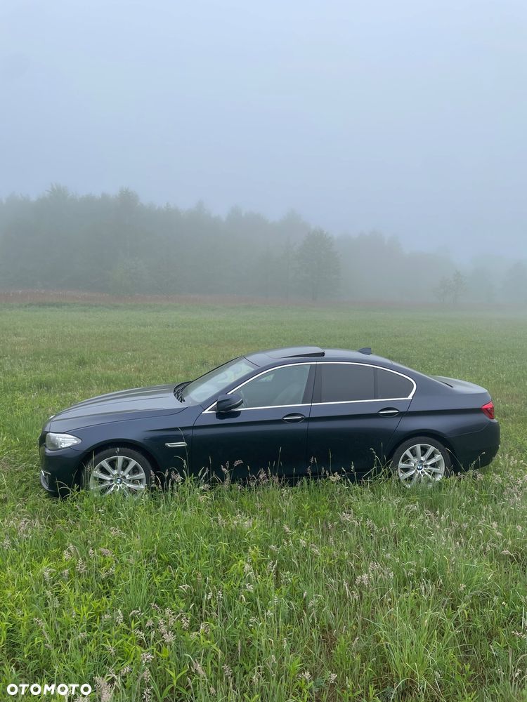 BMW Seria 5 535i xDrive - 4