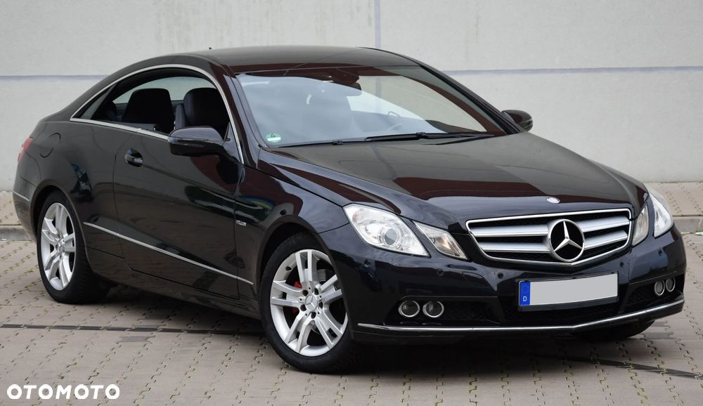 Mercedes-Benz Klasa E 250 CGI BlueEFFICIENCY Automatik Avantgarde - 38