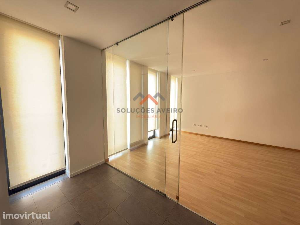 Apartamento T1 Centro de Aveiro! - Grande imagem: 5/17