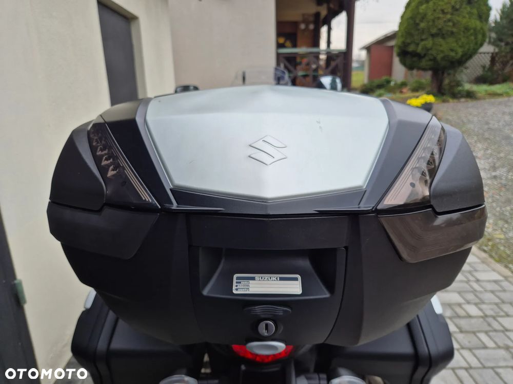 Suzuki V-STROM - 38