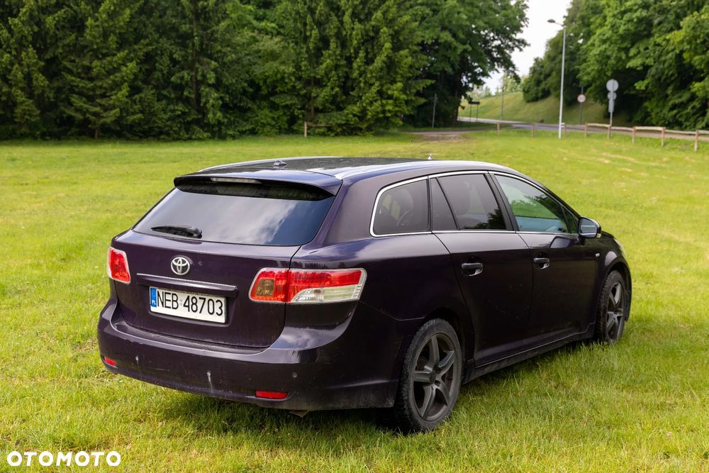 Toyota Avensis 2.2 D-4D Sol Plus - 5