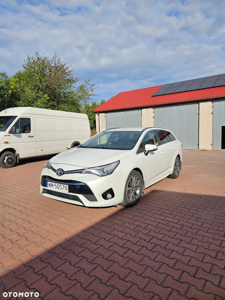 Toyota Avensis 2.0 Premium MS - 1