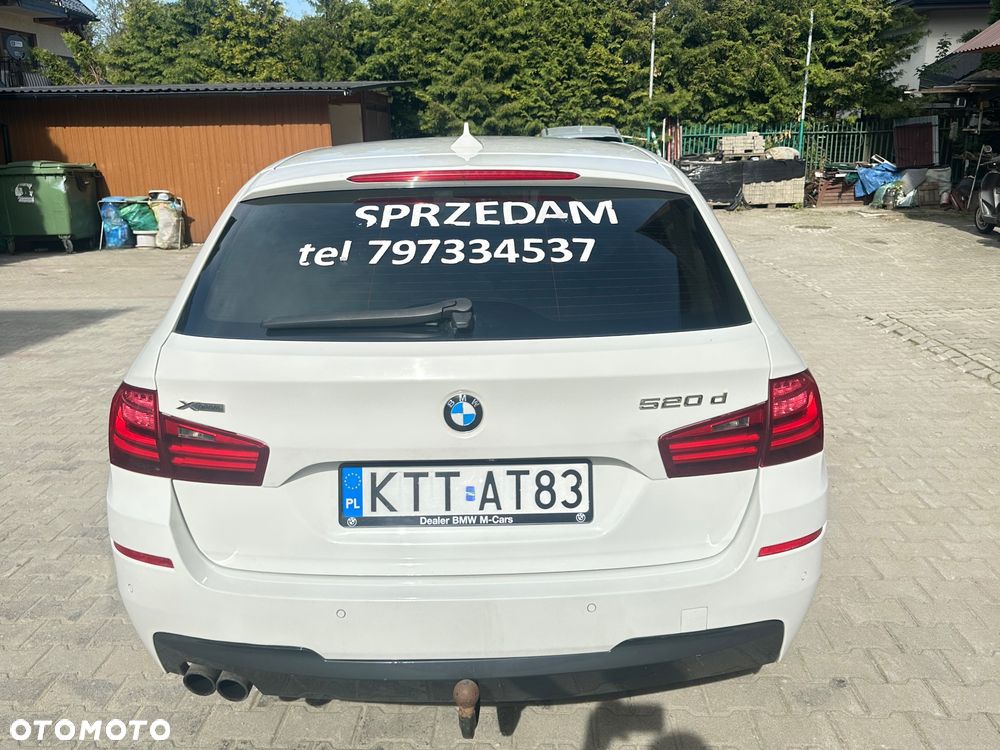 BMW Seria 5 520d xDrive - 7
