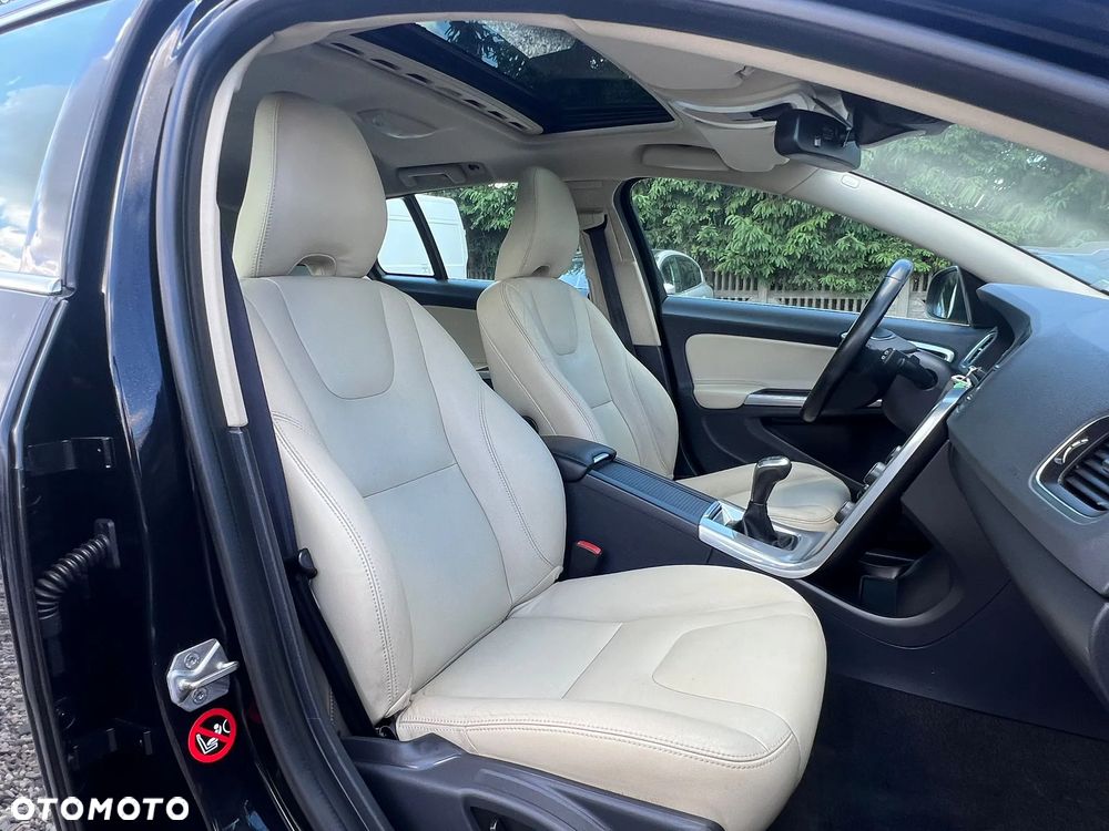 Volvo V60 D4 Drive-E Summum - 21