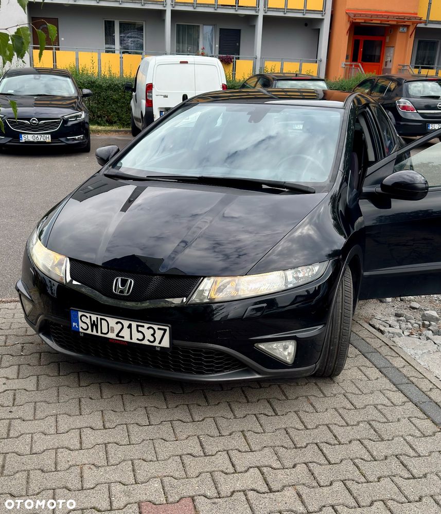 Honda Civic 1.8 Executive - 1