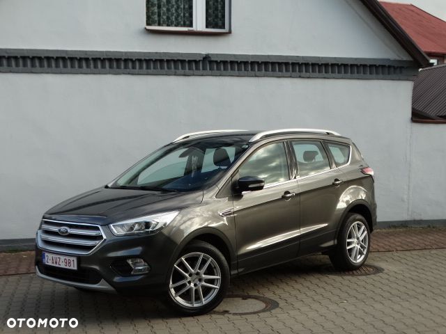 Ford Kuga - 1