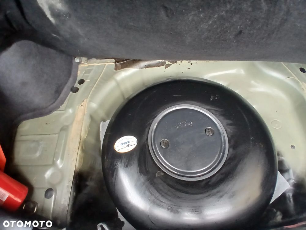 Nissan Primera - 12