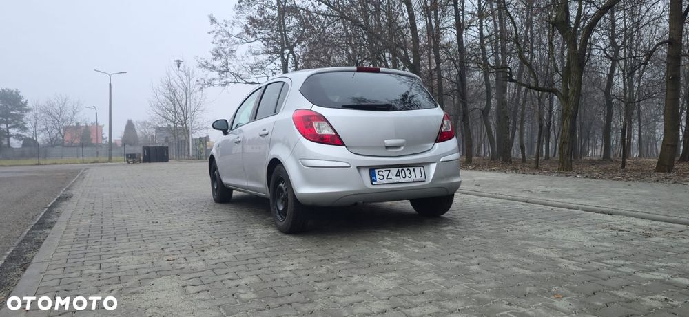 Opel Corsa - 6