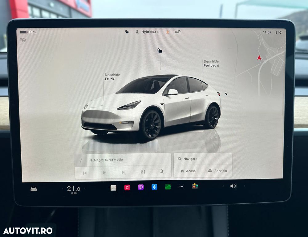 Tesla Model Y - 20