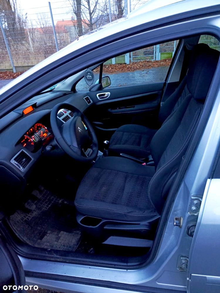 Peugeot 307 1.6 Premium - 6