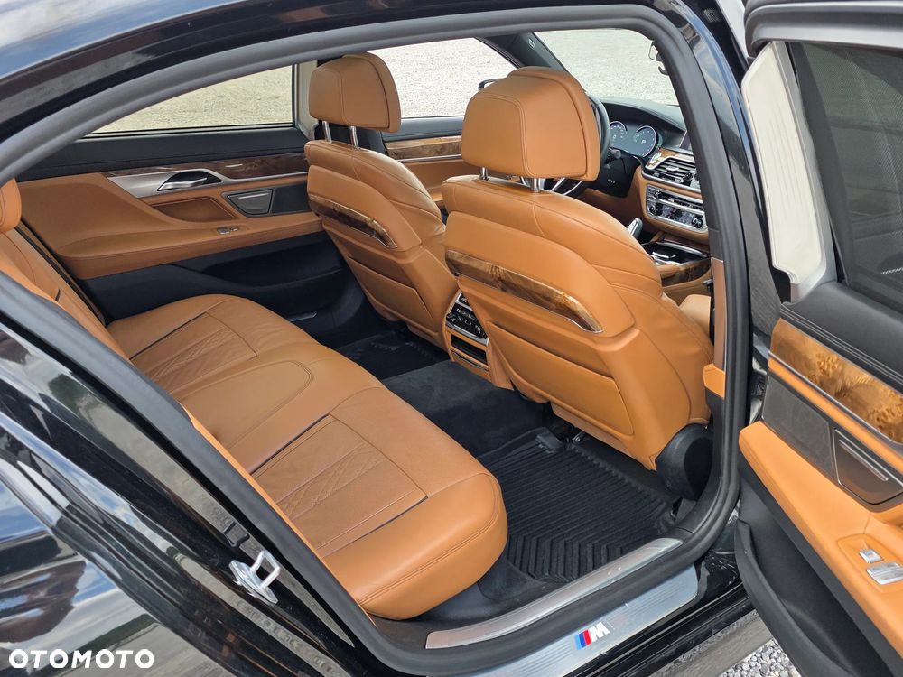 BMW Seria 7 750Li Edition Exclusive - 18