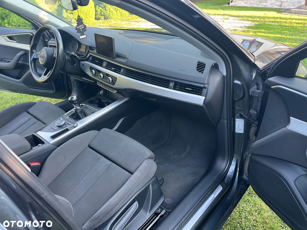 Audi A4 Avant 2.0 TDI - 9