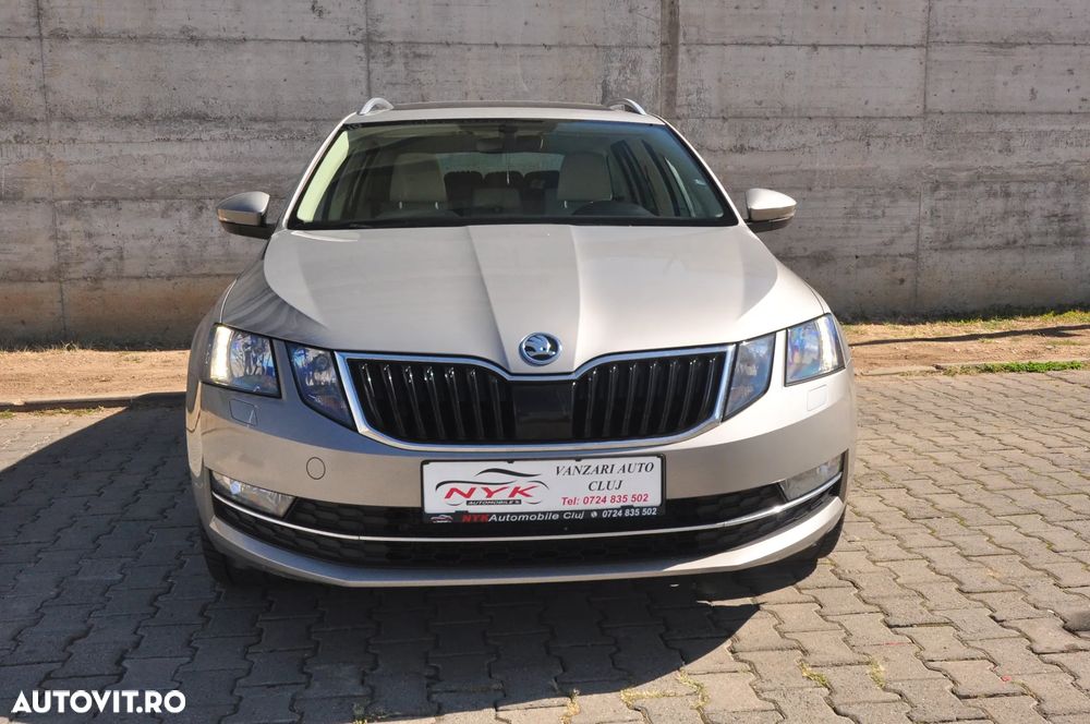Skoda Octavia 2.0 TSI DSG Style - 11