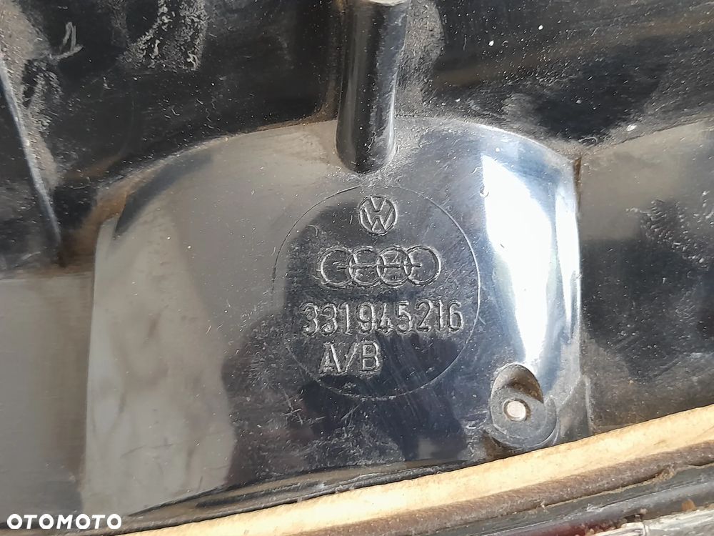 Lampa prawy tył Volkswagen Passat B1 Variant Hella 331945246 - 7