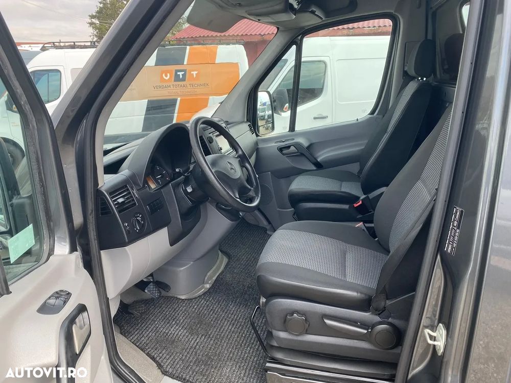 Mercedes-Benz SPRINTER - 13