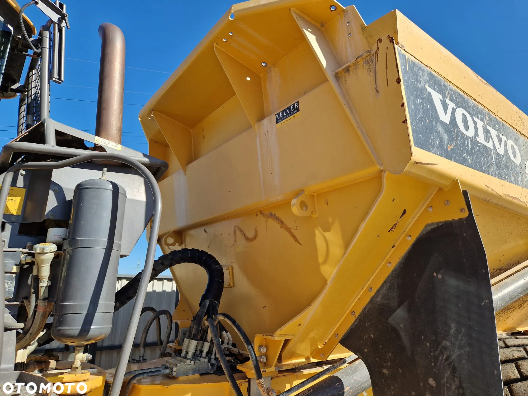 Volvo A30F * szerokie opony * burta tył * - 39