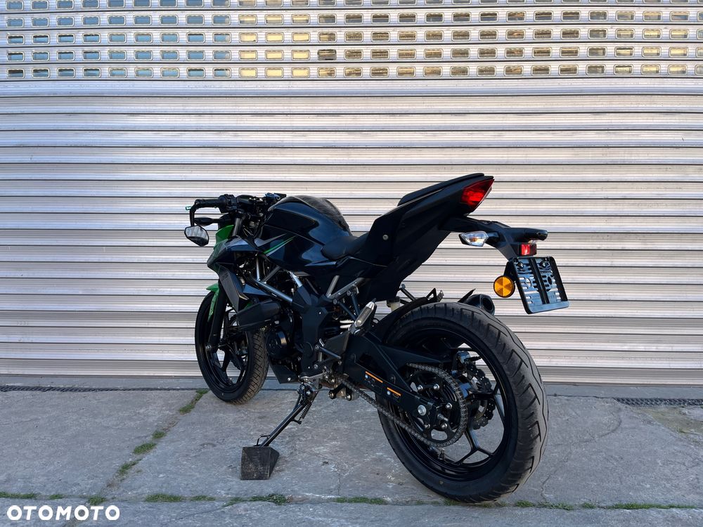 Kawasaki Z - 28