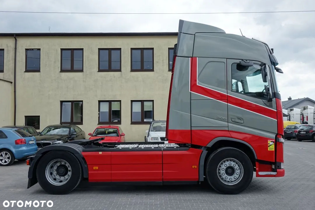 Volvo FH 500 GLOBETROTTER / STANDARD/ AUTOMAT / EURO 6 / RETARDER / LODÓWKA / KLIMATYZACJA POSTOJOWA/ 2 ZBIORNIKI PALIWA - 4