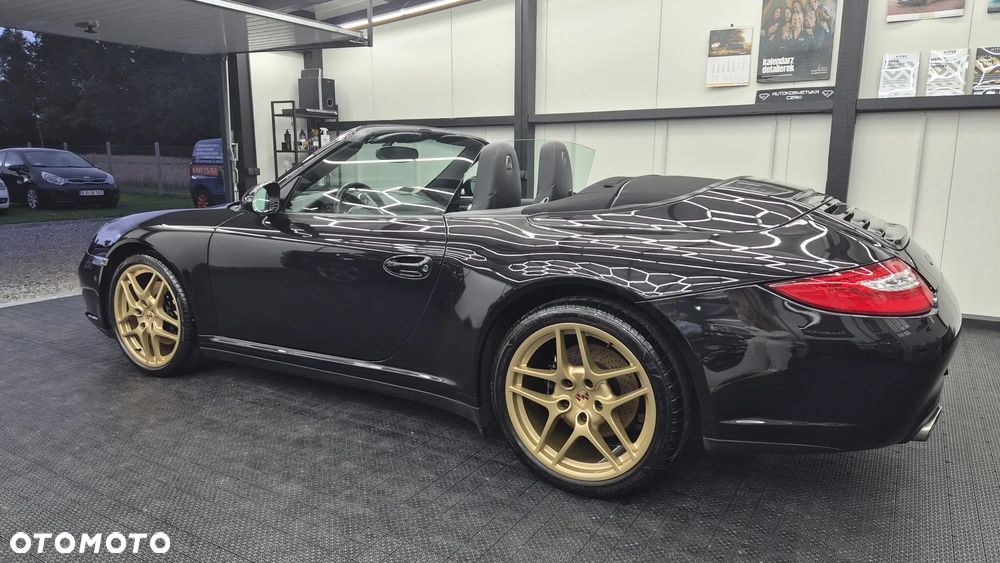 Porsche 911 Carrera 4 PDK - 10