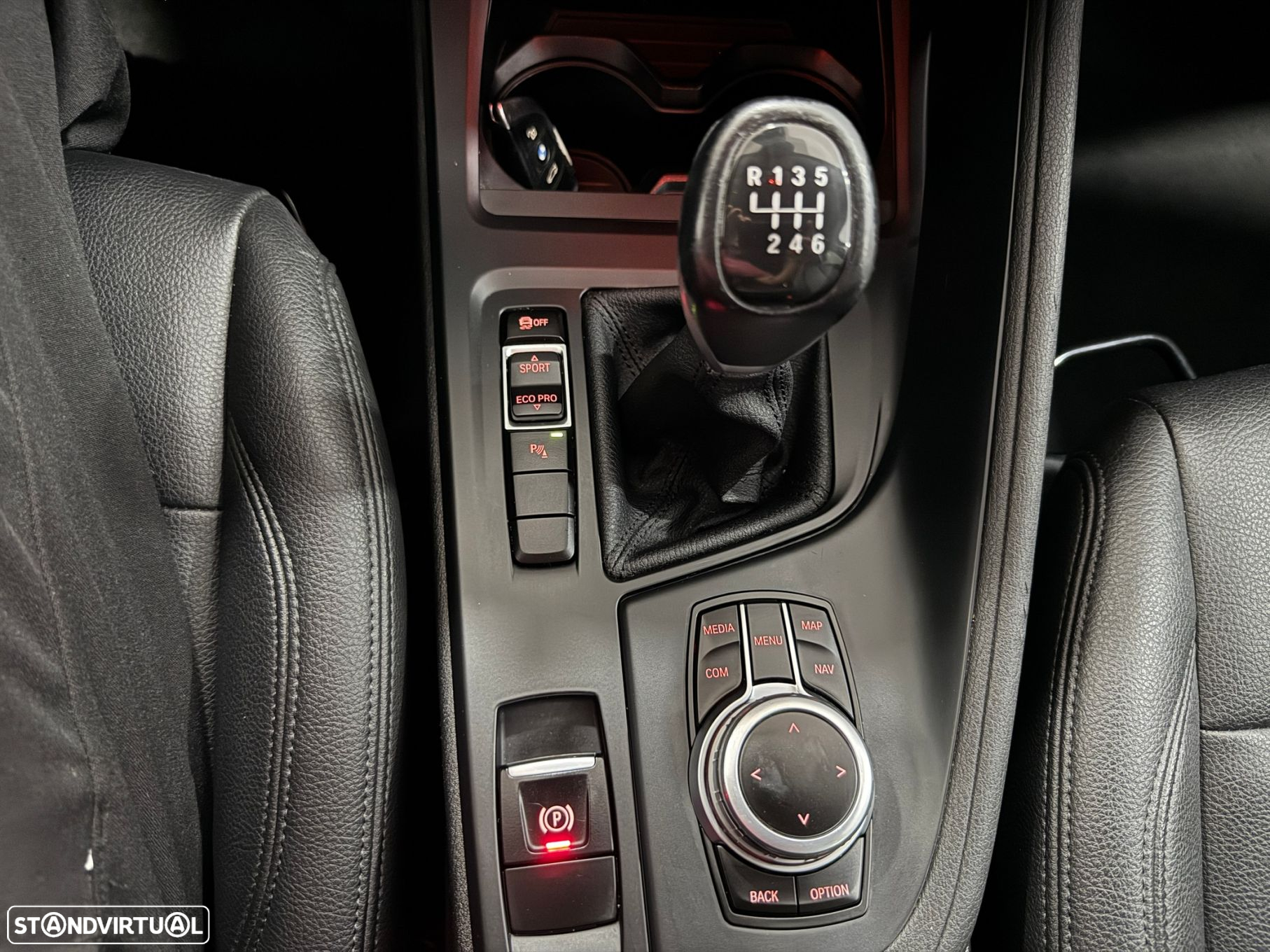BMW X1 16 d sDrive Advantage - 29