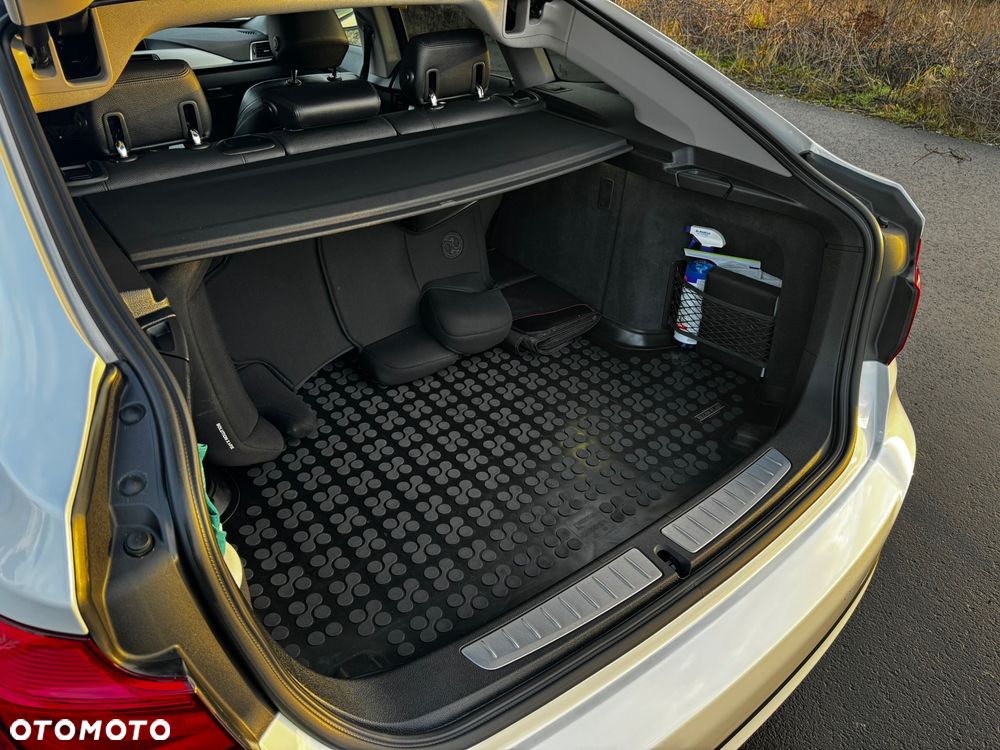 BMW 3GT 320d Sport-Aut Sport Line - 33