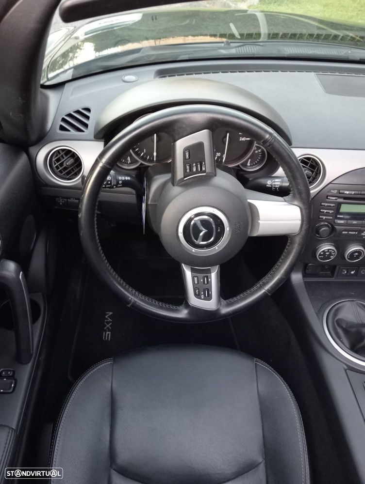Mazda MX-5 - 10