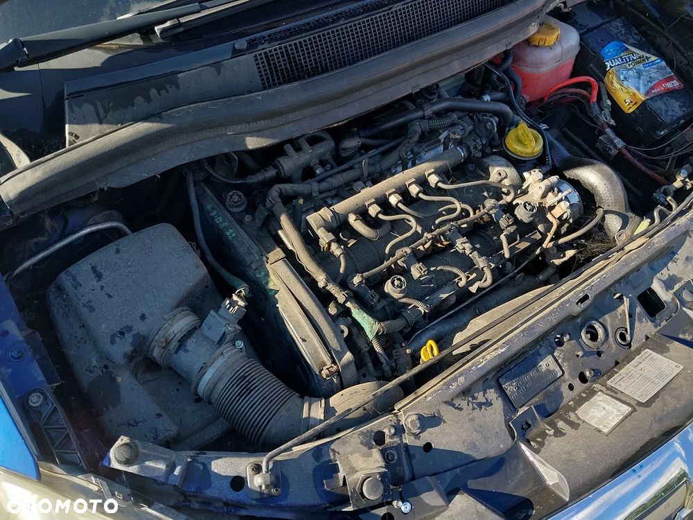 Opel Zafira B silnik kompletny 1.9 CDTI JTD 120KM wtryski pompa paliwa klimatyzacji wspomagania regulator alternator maglownica sprzęgło lewarek 6 biegów drzwi klapa błotnik lusterko kolor Z21B lampa reflektor przód przedni xenon przetwornica tył tylna hak holowniczy zestaw startowy sterownik stacyjka zamek zacisk hamulcowy deska rozdzielcza panel wyświetlacz boczek fotele mechanizm osłona manetki tempomat wykładzina podsufitka kierownica plastiki szyba NA CZĘŚCI WSZYSTKIE CZĘŚCI - 30