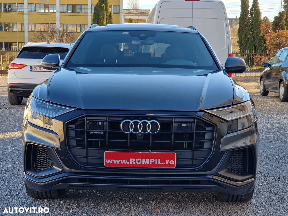 Audi Q8 - 2