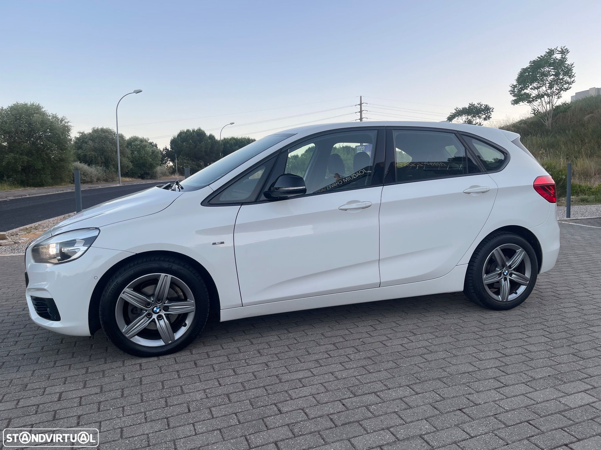 BMW 218 Active Tourer d Aut. Sport Line - 1