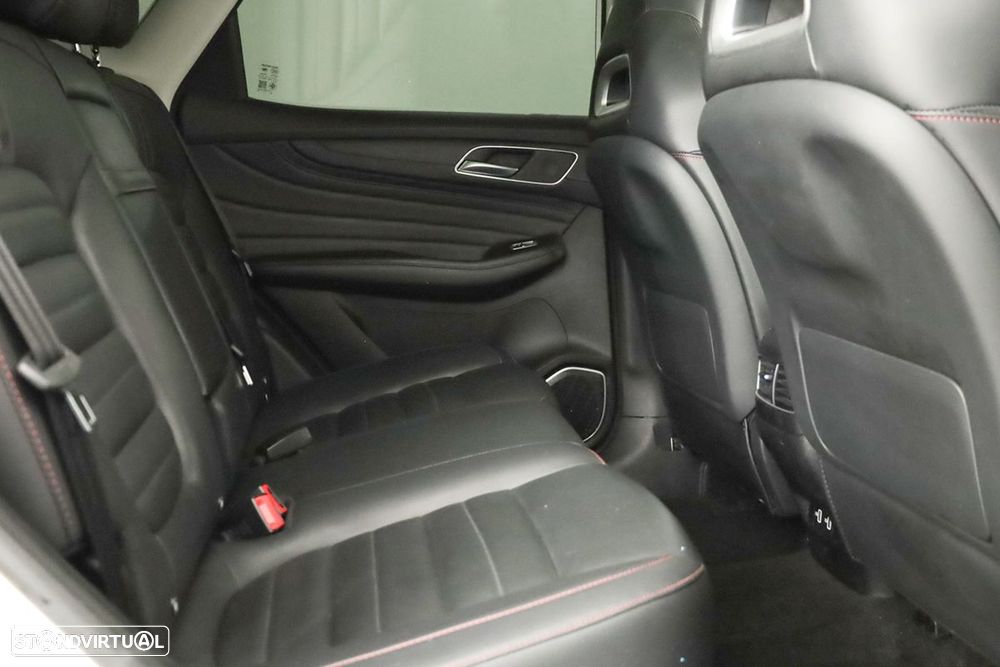 MG EHS 1.5 T-GDI Plug-in Hybrid Luxury - 23