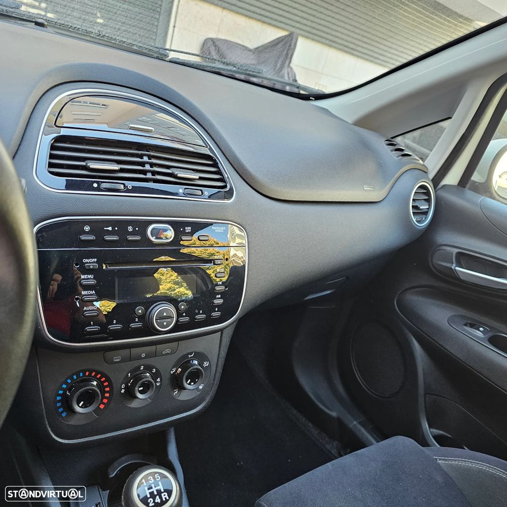 Fiat Grande Punto - 13