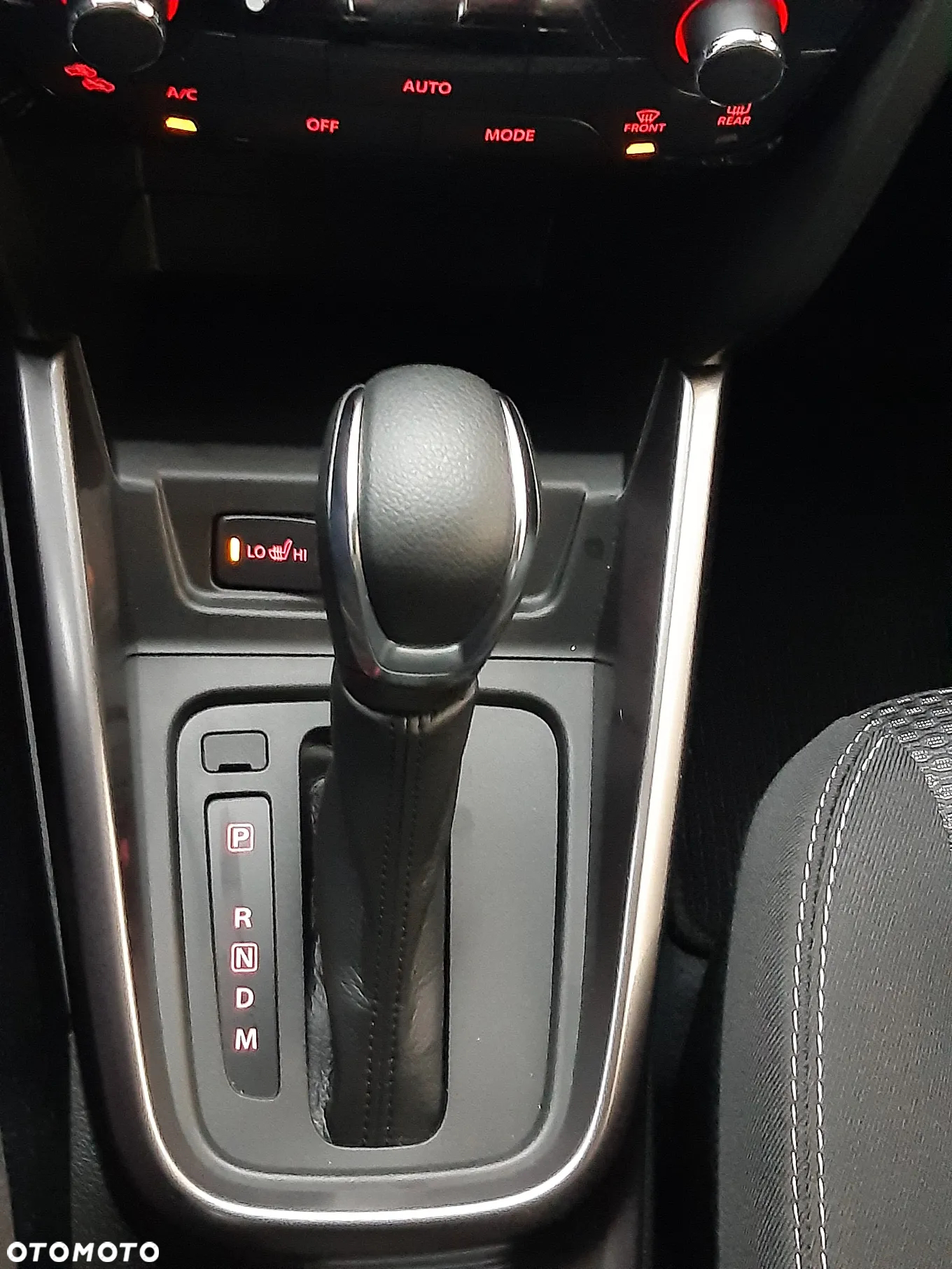Suzuki Vitara 1.5 DualJet Hybrid Premium Plus 2WD AGS - 17