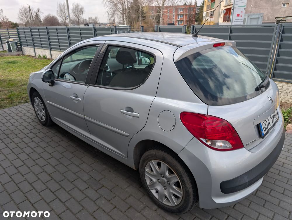 Peugeot 207 1.4 HDi Trendy - 2