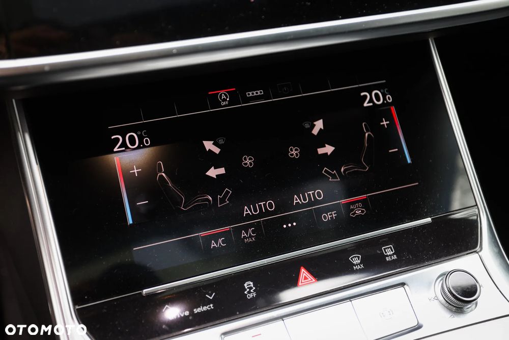 Audi A6 Avant 40 TDI quattro S tronic S line - 35