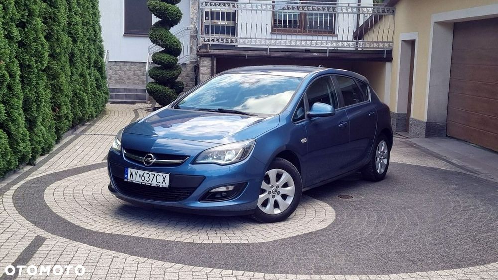 Opel Astra - 1