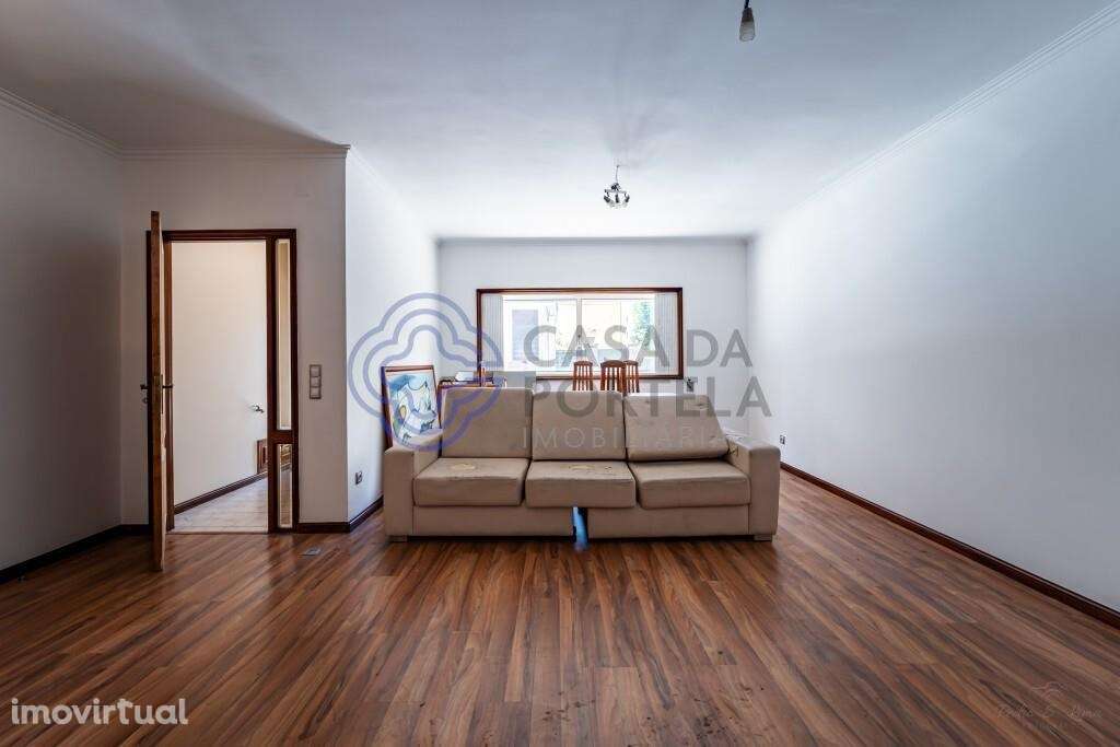 Moradia T3, Excelente Localização!! A poucos metros do Jardim do Morro - Grande imagem: 3/25